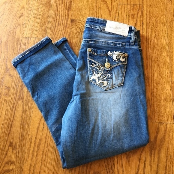 NWT Hydraulic “nolita” midrise curvy Capri - Picture 8 of 8